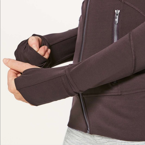 Lululemon contour jacket Great condition pelt color sz 8 - Picture 5 of 7